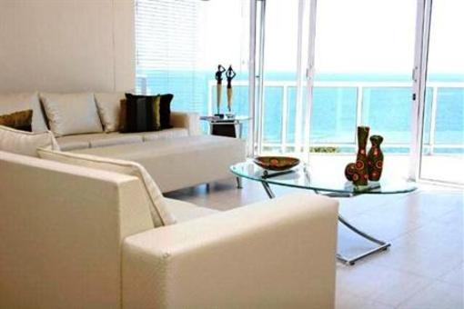 фото отеля Gordon's Bay Holiday Retreats Apartments