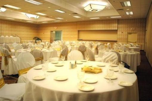 фото отеля Crowne Plaza Sacramento Northeast