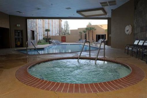 фото отеля Crowne Plaza Sacramento Northeast