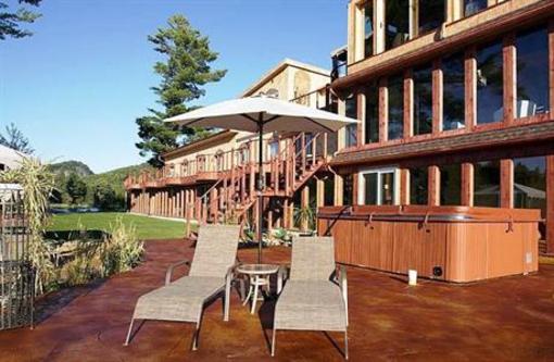 фото отеля Auberge Prema Shanti Val David