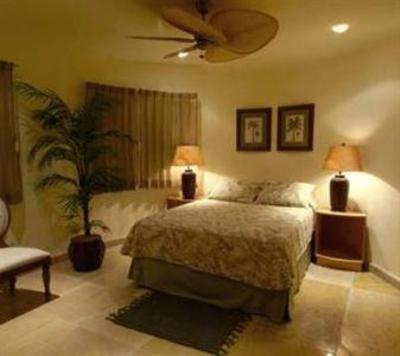 фото отеля Blue Parrot Inn Playa Del Carmen