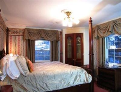 фото отеля Adele Turner Inn