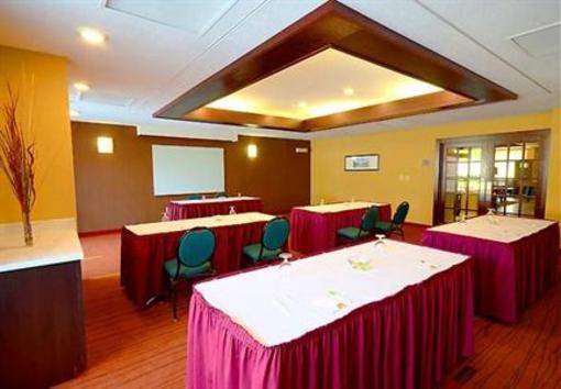 фото отеля Courtyard by Marriott Newport News Yorktown