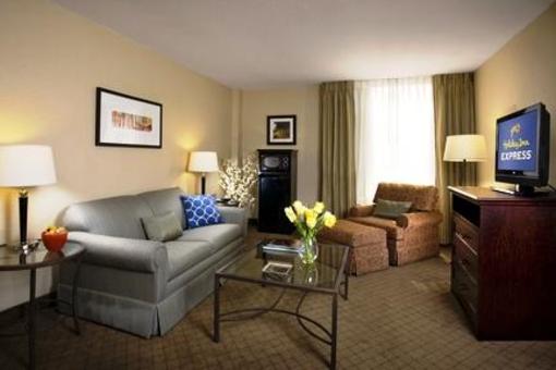 фото отеля Holiday Inn Express Nashville Downtown