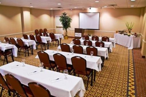 фото отеля Holiday Inn Express Nashville Downtown