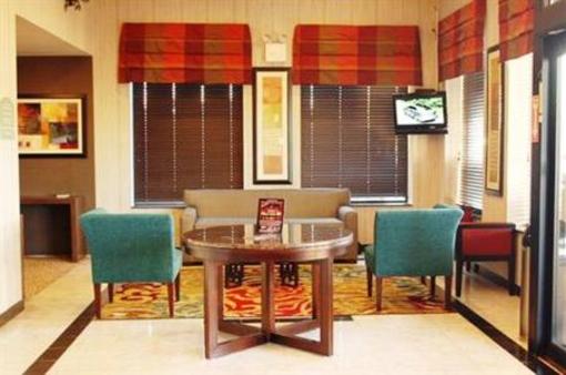 фото отеля Holiday Inn Express Kennedy Airport Jamaica New York City