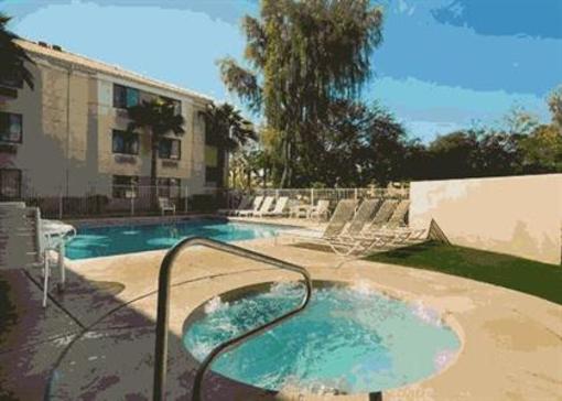 фото отеля Sleep Inn at North Scottsdale Road
