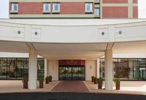 фото отеля Crowne Plaza Hotel Berkshires Pittsfield