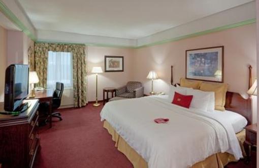 фото отеля Crowne Plaza Hotel Berkshires Pittsfield