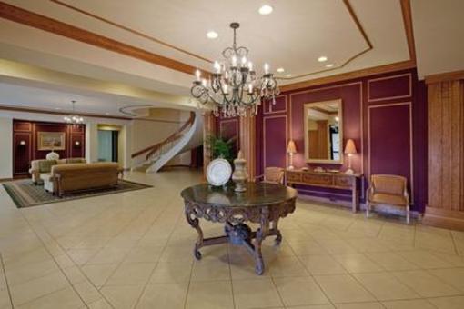 фото отеля Crowne Plaza Hotel Berkshires Pittsfield