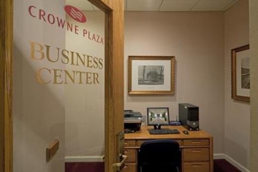 фото отеля Crowne Plaza Hotel Berkshires Pittsfield