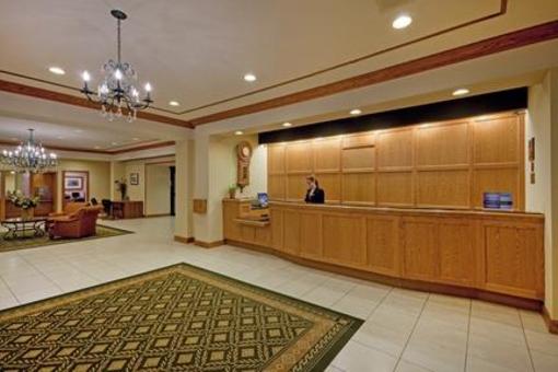 фото отеля Crowne Plaza Hotel Berkshires Pittsfield