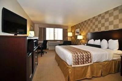 фото отеля BEST WESTERN PLUS Med Park Inn & Suites