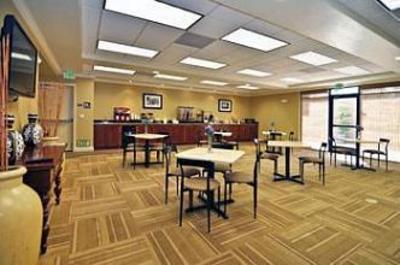 фото отеля BEST WESTERN PLUS Med Park Inn & Suites