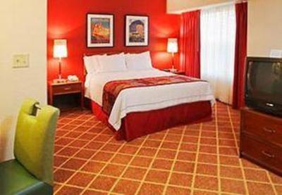 фото отеля Residence Inn Richmond Northwest