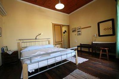 фото отеля Ifigenia Rooms Studios and Suites Chania