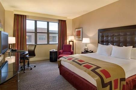 фото отеля Hilton Promenade at Branson Landing