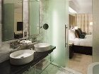 фото отеля Bonnington Jumeirah Lakes Towers
