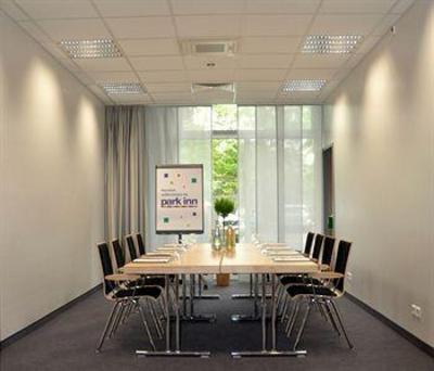 фото отеля Park Inn by Radisson Berlin City West