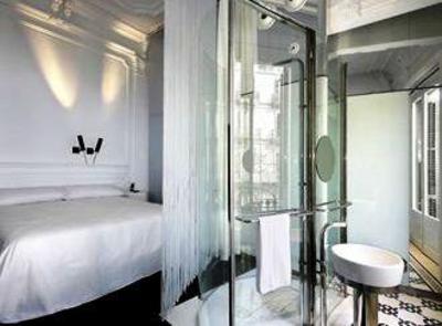 фото отеля Chic & Basic Born Hotel