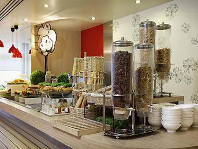 фото отеля Ibis Paris Vanves Parc Expo