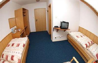 фото отеля Hotel Vranov Brno