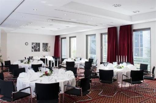 фото отеля Holiday Inn Zwickau