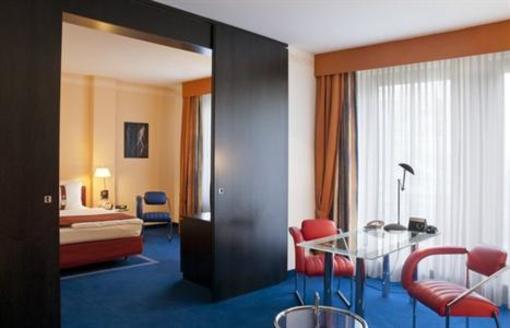 фото отеля Holiday Inn Zwickau