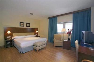 фото отеля Husa Las Cañas Hotel Viana
