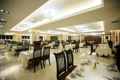фото отеля The Garden Hotel Korla