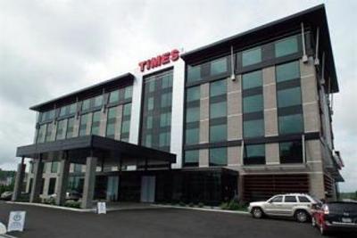 фото отеля Grand Times Hotel Sherbrooke