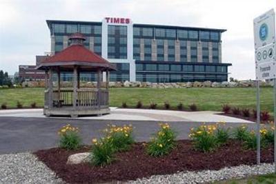 фото отеля Grand Times Hotel Sherbrooke