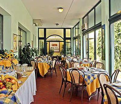 фото отеля Castello Hotel Castel San Pietro Terme