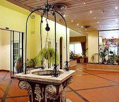 фото отеля Castello Hotel Castel San Pietro Terme