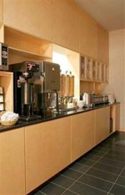 фото отеля Hotel Dauphin Montreal Downtown