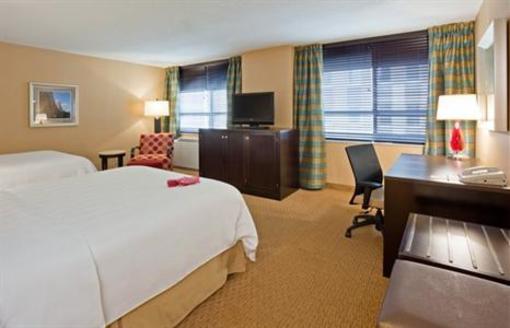 фото отеля Crowne Plaza Downtown - Northstar