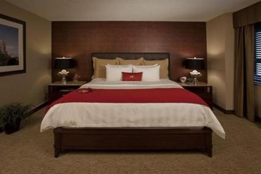 фото отеля Crowne Plaza Downtown - Northstar
