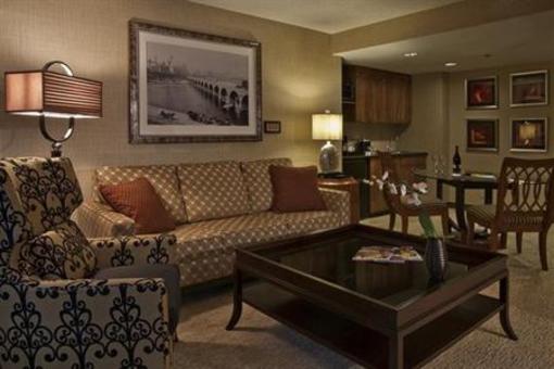 фото отеля Crowne Plaza Downtown - Northstar