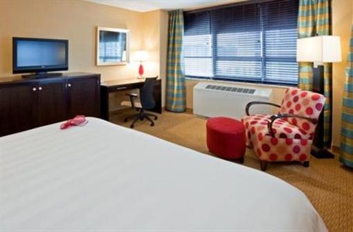 фото отеля Crowne Plaza Downtown - Northstar