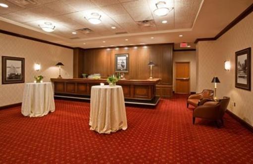 фото отеля Crowne Plaza Downtown - Northstar