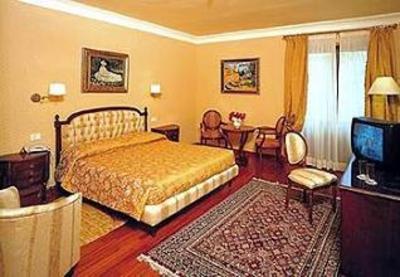 фото отеля Hotel Bramante Todi