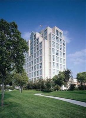 фото отеля Hilton Hotel & Executive Meeting Center Glendale (California)
