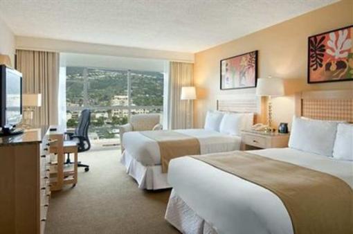 фото отеля Hilton Hotel & Executive Meeting Center Glendale (California)