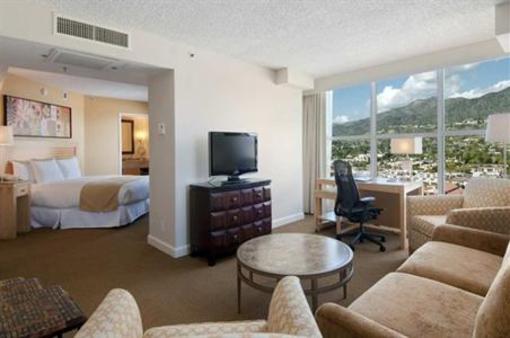 фото отеля Hilton Hotel & Executive Meeting Center Glendale (California)