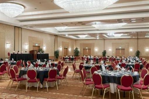 фото отеля Hilton Hotel & Executive Meeting Center Glendale (California)
