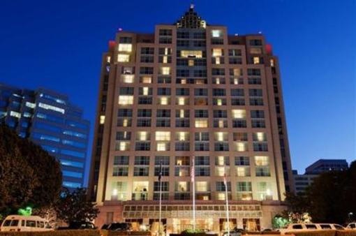 фото отеля Hilton Hotel & Executive Meeting Center Glendale (California)