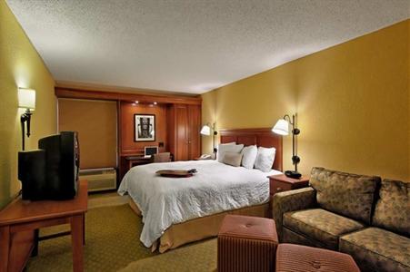 фото отеля Hampton Inn Memphis-Poplar