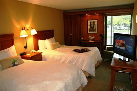 фото отеля Hampton Inn Memphis-Poplar