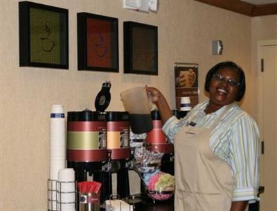 фото отеля Hampton Inn Memphis-Poplar
