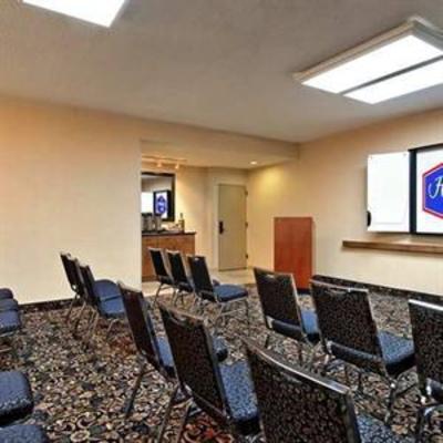 фото отеля Hampton Inn Memphis-Poplar